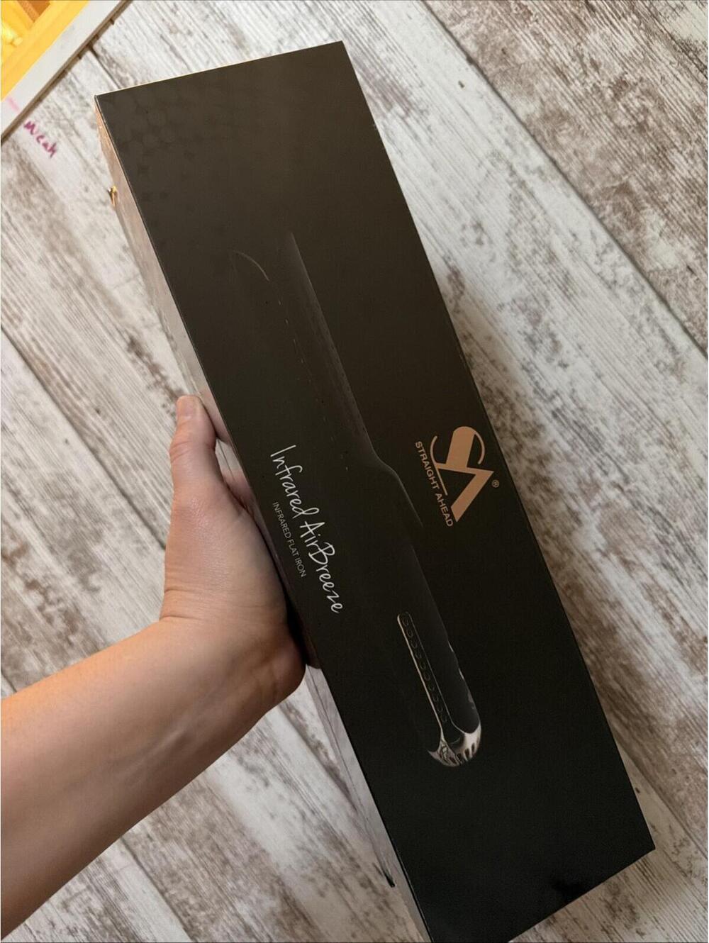 NIB Straight Ahead Quantum Infrared Platinum Collection Infrared Flat Iron Black